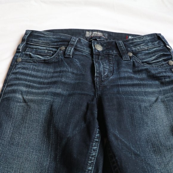 Silver Tuesday Mid Capri Jeans - Picture 2 of 5